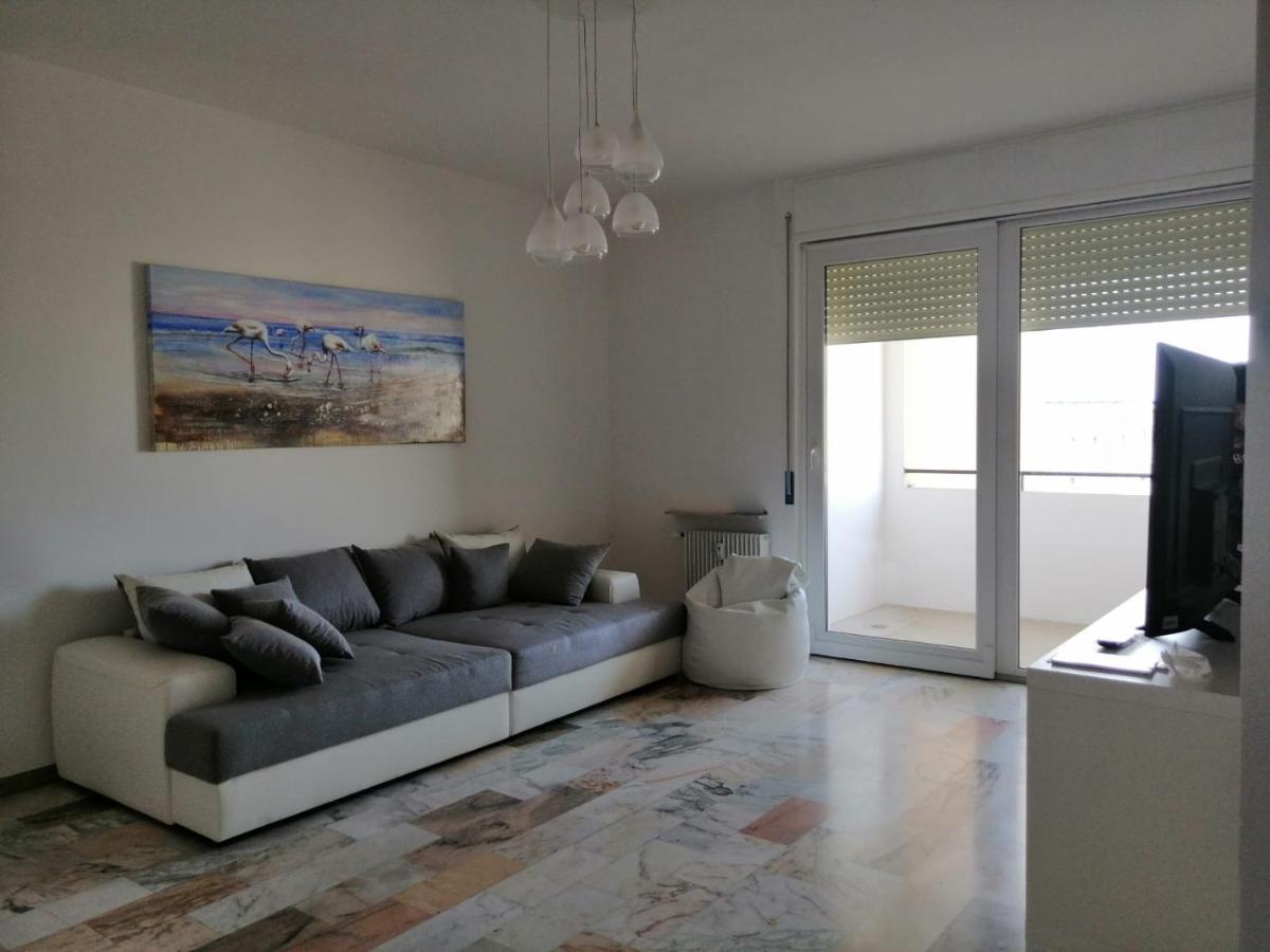 Casa Conte Apartment Pordenone Bagian luar foto