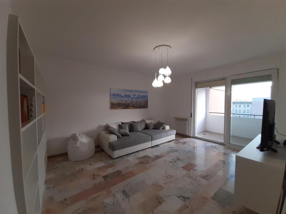 Casa Conte Apartment Pordenone Bagian luar foto