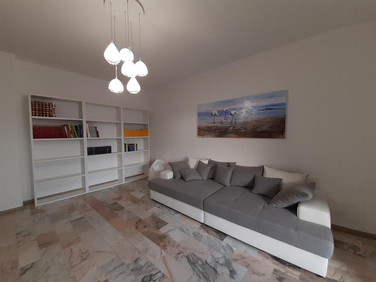 Casa Conte Apartment Pordenone Bagian luar foto